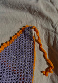 Gehäkeltes bandana in Lila und orange 